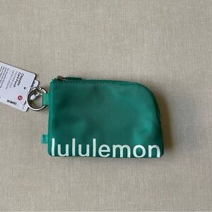 Lululemon Clippable Card Pouch - Maldives Green/Mint Moment